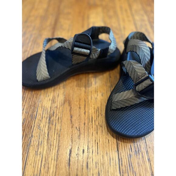 Chaco Sandals Mens Size 9 Black Gray Z/1 Classic Hiking Outdoors Adjustable - Picture 1 of 8